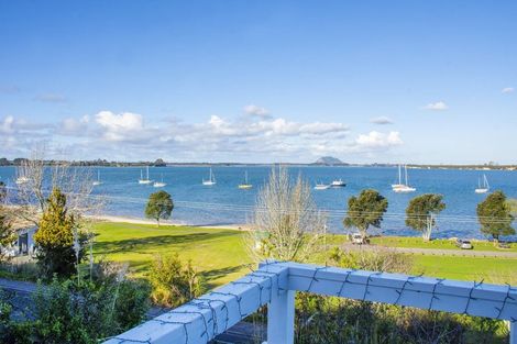 Photo of property in 39 Harbour View Road, Omokoroa, 3114