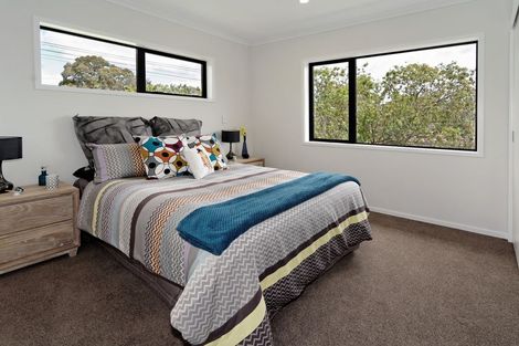 Photo of property in 495a West Coast Road, Glen Eden, Auckland, 0602