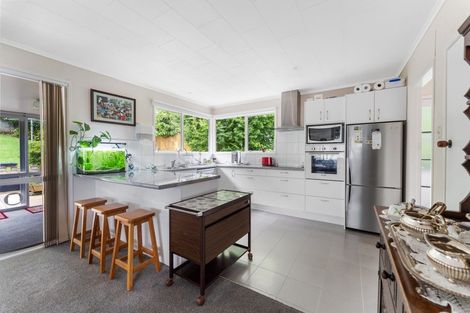 Photo of property in 21 Ambury Place, Merrilands, New Plymouth, 4312