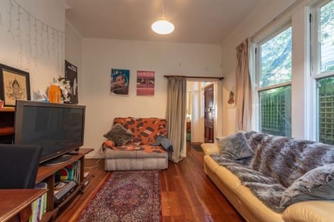 Photo of property in 106 Aro Street, Aro Valley, Wellington, 6021
