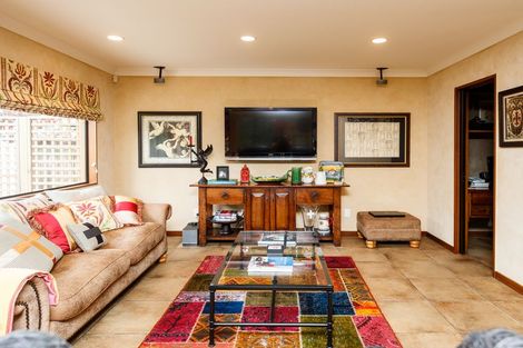 Photo of property in 7 Summerhays Street, Terrace End, Palmerston North, 4410