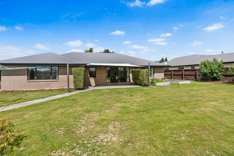 Photo of property in 28 Burnham School Road, Rolleston, 7614