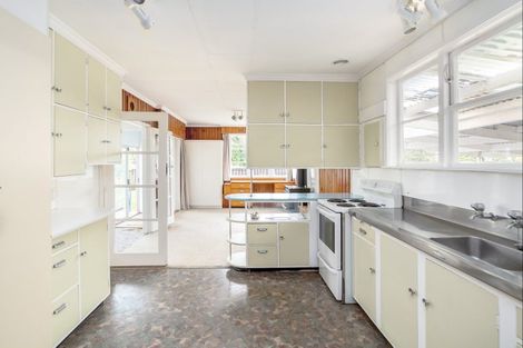 Photo of property in 99 Broadway, Carterton, 5713