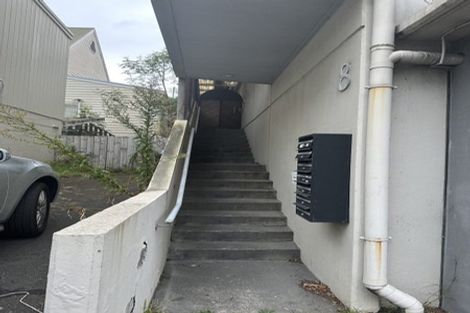 Photo of property in 8a Madeira Lane, Grafton, Auckland, 1023