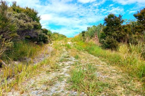 Photo of property in 104 Stratford Drive, Cable Bay, 0420