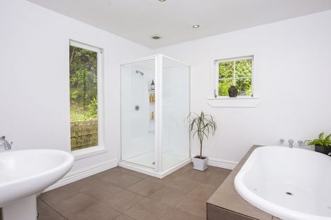 Photo of property in 263 Huia Road, Titirangi, Auckland, 0604