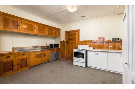 Photo of property in 1 Maude Street, Waimate, 7924