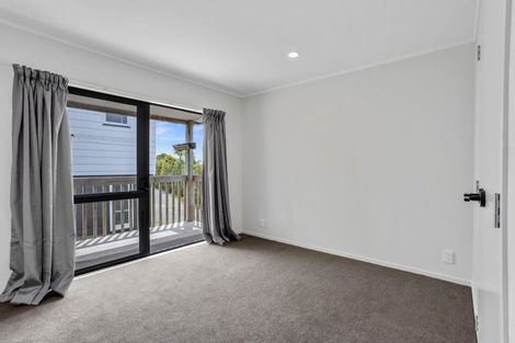 Photo of property in 17 Keegan Drive, Massey, Auckland, 0614
