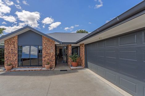 Photo of property in 29 Wells Place, Whitianga, 3510