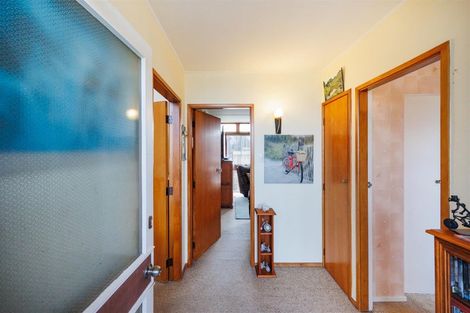 Photo of property in 14 Totara Street, Marton, 4710