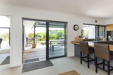 Photo of property in 32 Hillview Terrace, Mangapapa, Gisborne, 4010