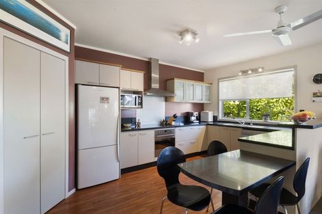 Photo of property in 2/39 Jutland Road, Hauraki, Auckland, 0622