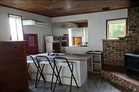 Photo of property in 15 Noeleen Street, Glenfield, Auckland, 0629