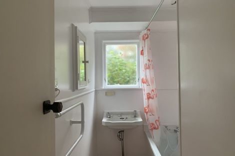 Photo of property in 102 Te Rangitautahanga Road, Turangi, 3334