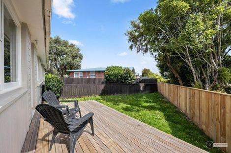 Photo of property in 2/121 Clouston Park Road, Clouston Park, Upper Hutt, 5018