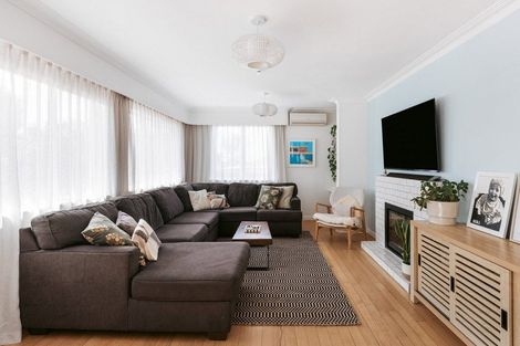 Photo of property in 13 Tupaea Place, Otumoetai, Tauranga, 3110