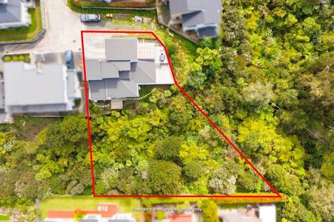Photo of property in 25 Para Close, Fairview Heights, Auckland, 0632