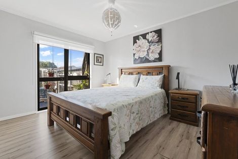 Photo of property in 2/8 Leven Lane, Totara Heights, Auckland, 2105