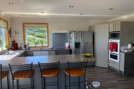Photo of property in 2 Porter Place, Paekakariki, 5034