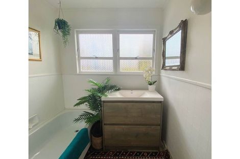 Photo of property in 18 Duke Avenue, Pukekohe, 2120