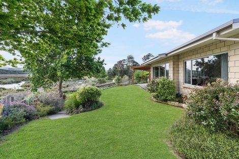 Photo of property in 21 Riverside Place, Katikati, 3129