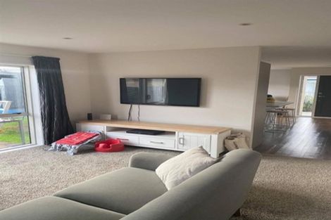 Photo of property in 50 Elliot Street, Howick, Auckland, 2014