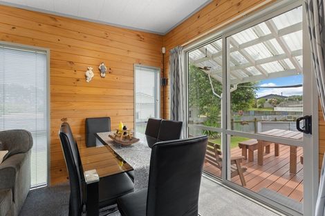 Photo of property in 11 Ramona Avenue, Waitarere Beach, Levin, 5510