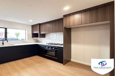 Photo of property in 2/142 Great South Road, Manurewa, Auckland, 2102