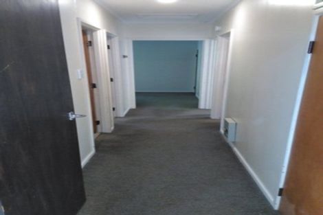 Photo of property in 1/41 Ellice Road, Totara Vale, Auckland, 0629