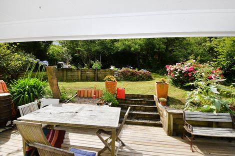 Photo of property in 20 Sea View Road, Leigh, Warkworth, 0985