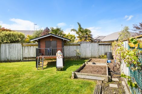Photo of property in 23 Walnut Grove, Kelvin Grove, Palmerston North, 4414
