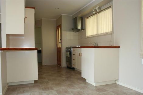 Photo of property in 18 Clyma Place, Massey, Auckland, 0614