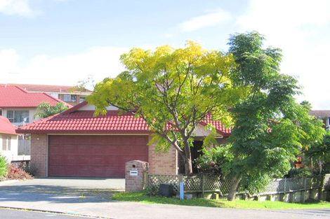 Photo of property in 1/40 Esther Place, Red Beach, 0932