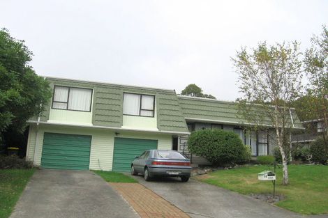 Photo of property in 14 Balliol Drive, Tawa, Wellington, 5028