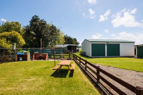 Photo of property in 122 Kawakawa Road, Feilding, 4775