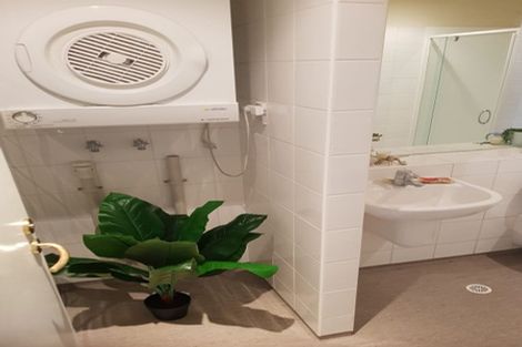 Photo of property in Kelvin House, 1e/16 The Terrace, Wellington Central, Wellington, 6011