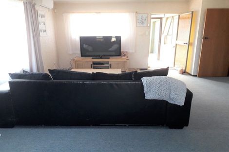 Photo of property in 4/23 Roulston Street, Pukekohe, 2120