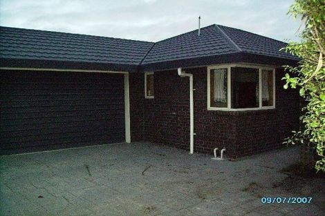 Photo of property in 2/15 Lyndon Street, Riccarton, Christchurch, 8011