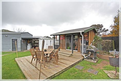 Photo of property in 28 George Street, Levin, 5510