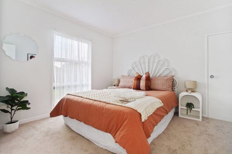 Photo of property in 2/11 Ripon Crescent, Meadowbank, Auckland, 1072