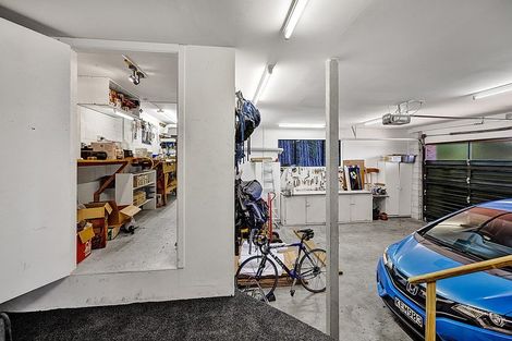 Photo of property in 70a Morley Street, New Plymouth, 4310