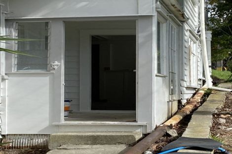 Photo of property in 18 Shoal Bay Road, Devonport, Auckland, 0624