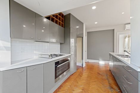 Photo of property in 17 Allister Avenue, Merivale, Christchurch, 8014