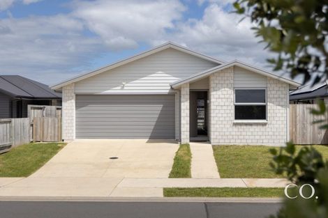 Photo of property in 15 Furlong Road, Papamoa, 3118