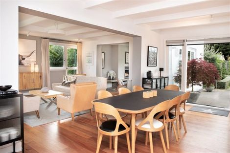 Photo of property in 29 Ferry Road, Martinborough, 5711