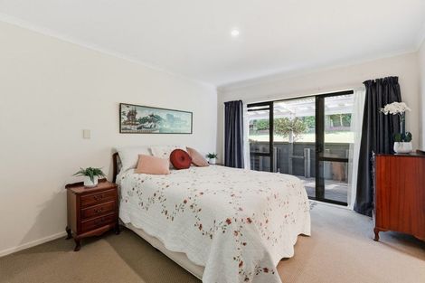 Photo of property in 5 Rose Court, Orewa, 0931