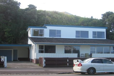 Photo of property in 22 King Edward Parade, Devonport, Auckland, 0624