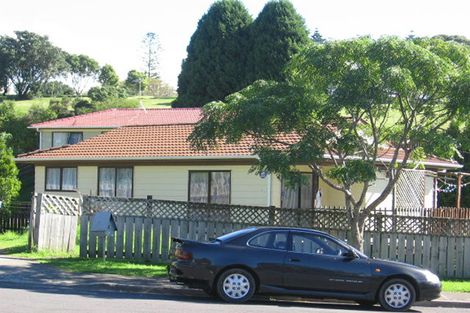 Photo of property in 12 Panzic Place, Glen Eden, Auckland, 0602