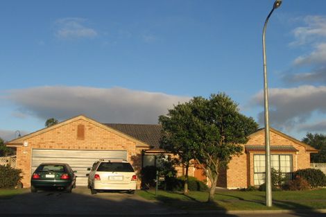 Photo of property in 86 Burswood Drive, Burswood, Auckland, 2013