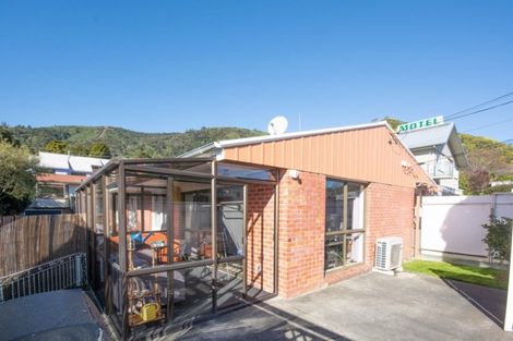 Photo of property in 82a Wellington Street, Picton, 7220